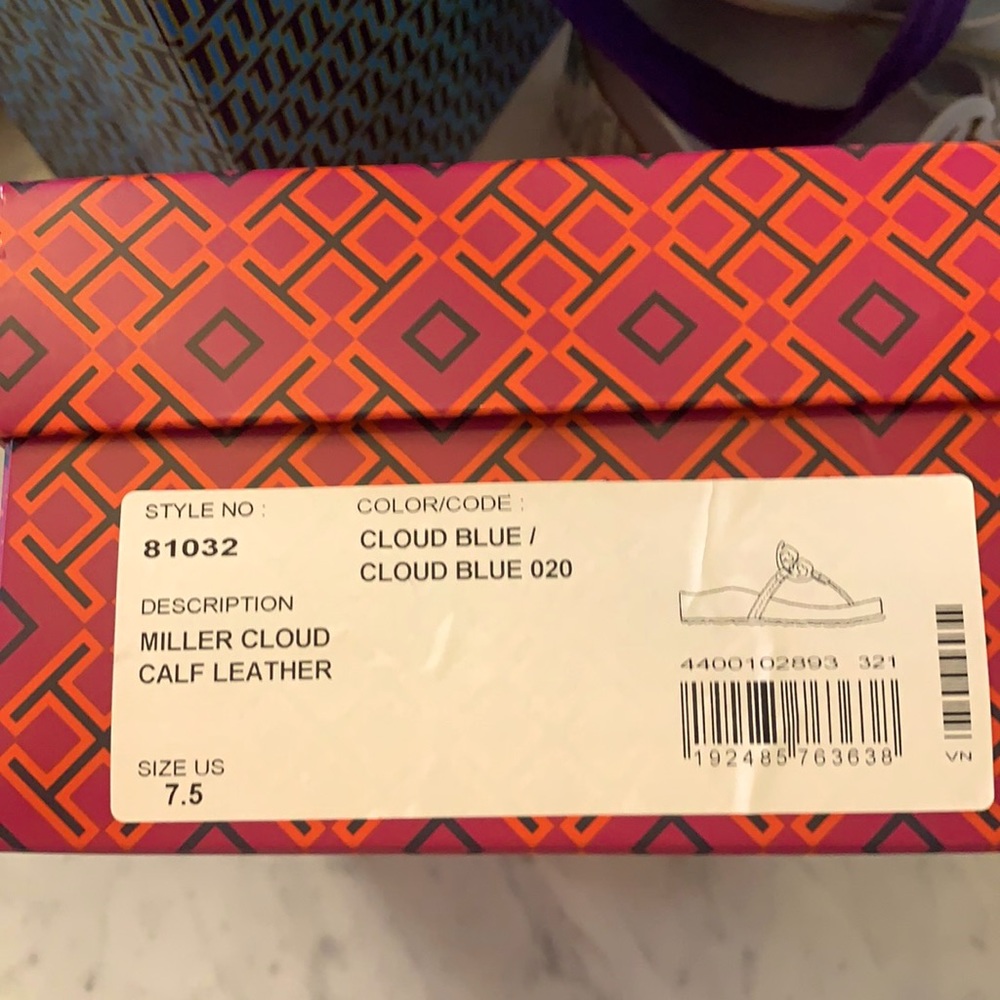 SZ 7.5 Tory Burch Miller Cloud sandal in Lt Blue